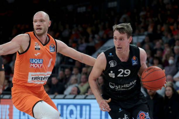 了球迷与业 了球迷与业