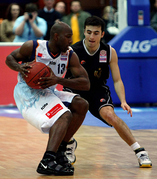 手牵手象征 手牵手象征